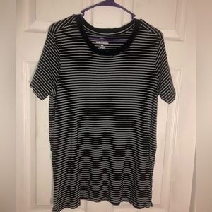 Size S tunic style navy/white stripe short sleeve soft shirt, good condition